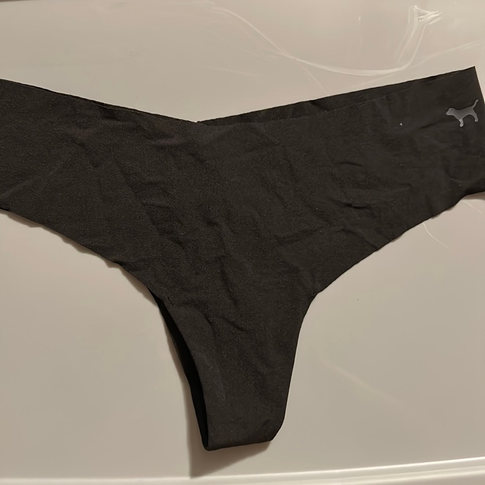 Victoria secret low rise thong size medium